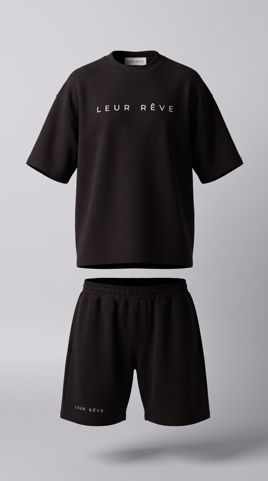 Leur Rêve Set in black, front