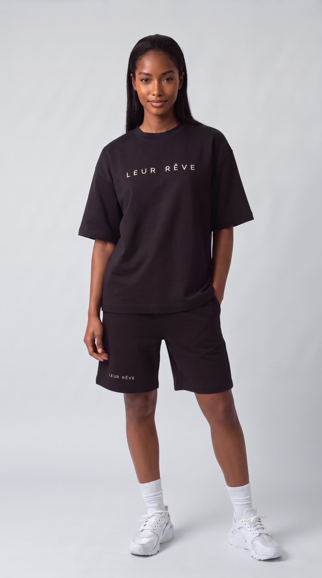 The Leur Rêve set, worn