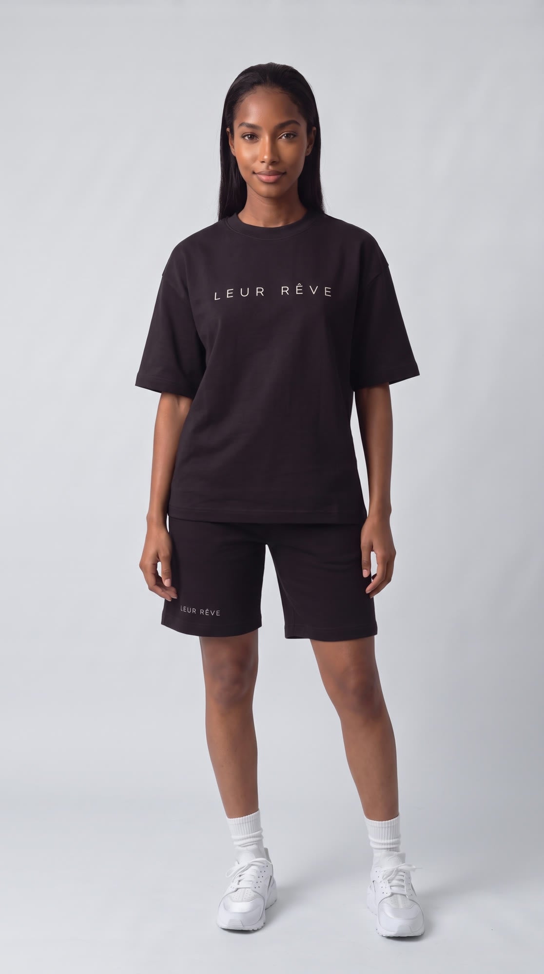 The Leur Rêve set worn, photo 3 of 10
